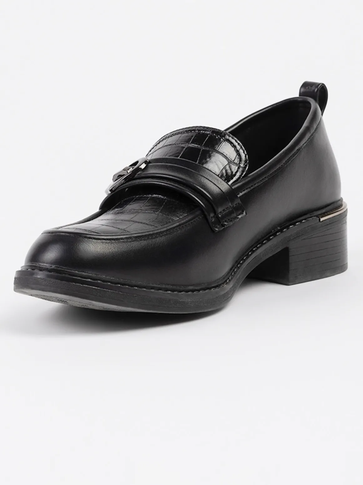 Chaussures à talon plats