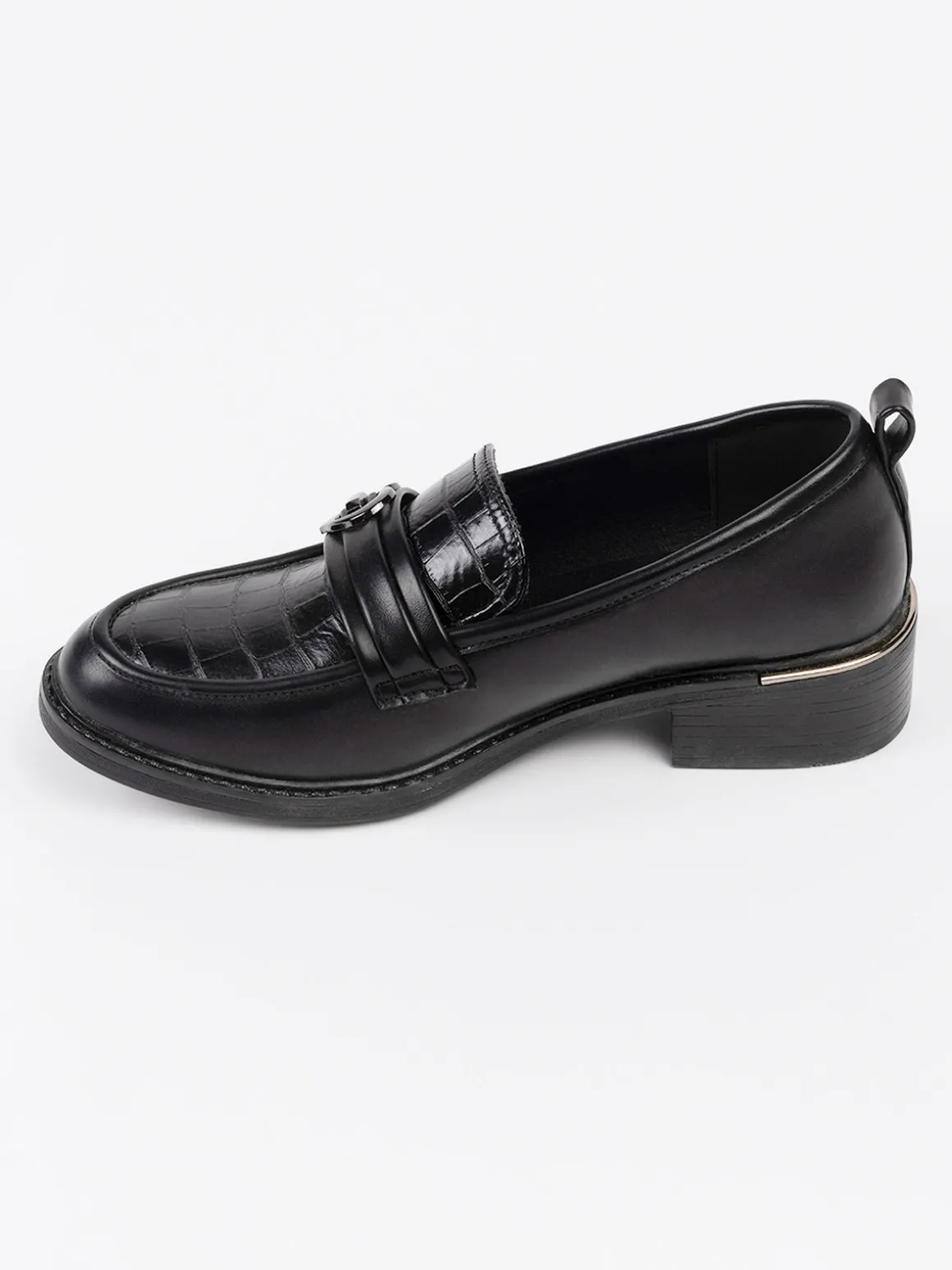 Chaussures à talon plats