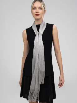 Châle en filet avec boucle