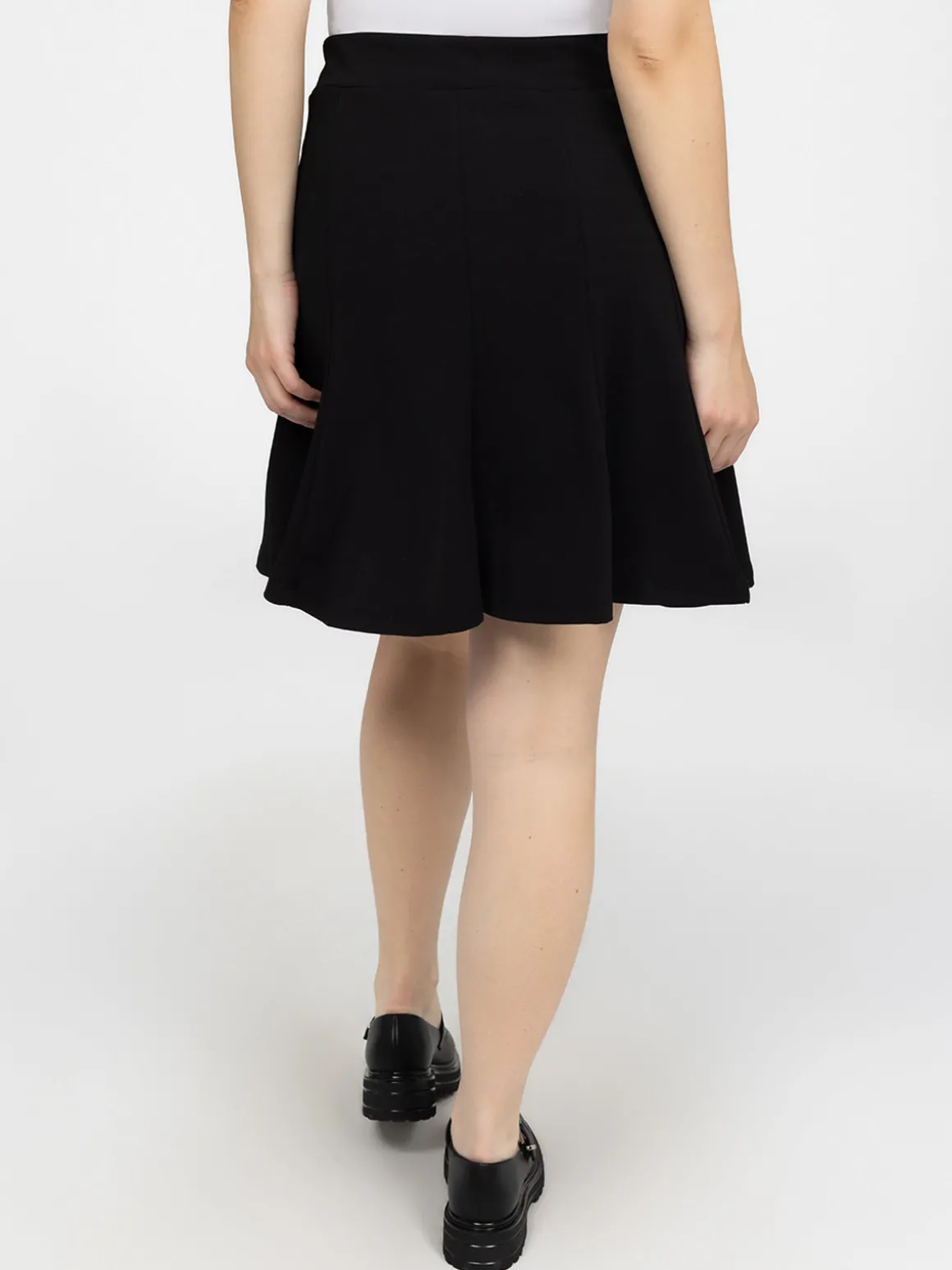 Jupe midi évasée en tricot