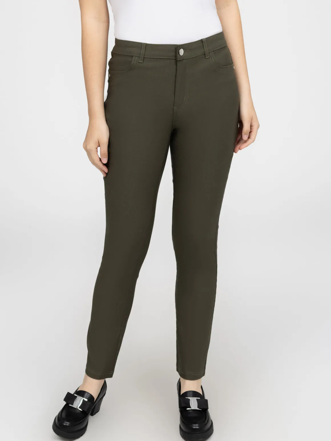 Pantalon droit semi-ajusté - Petite