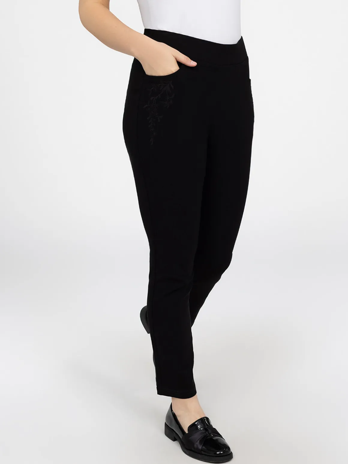 Pantalon droit semi-ajusté à enfiler - Petite